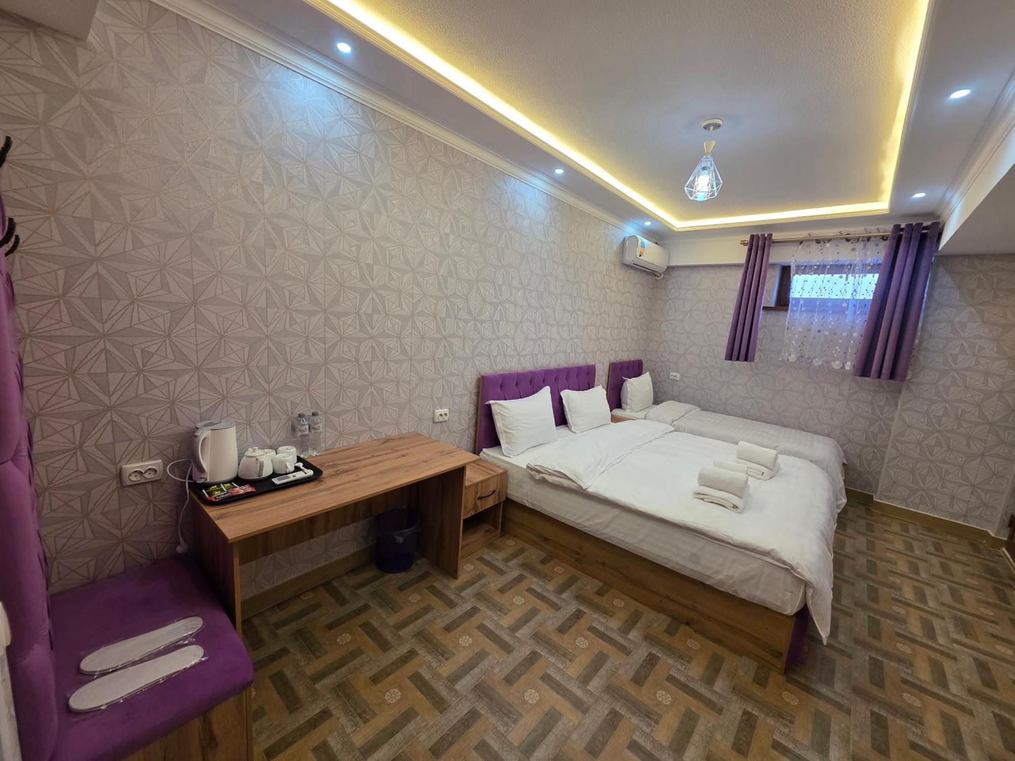 Samarkand Imron Hotel Exterior foto